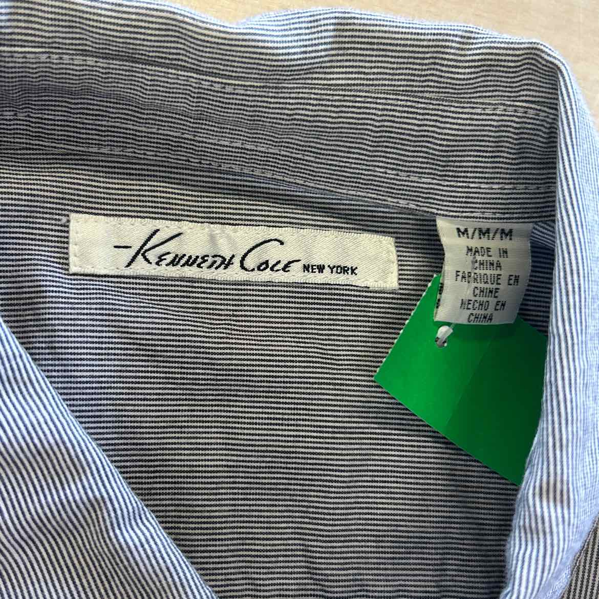 Kenneth Cole Size M Gray Preloved MENS Button Down Shirt