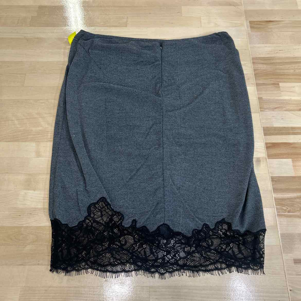 Robert Rodriguez Size 8 Gray Preloved Skirt