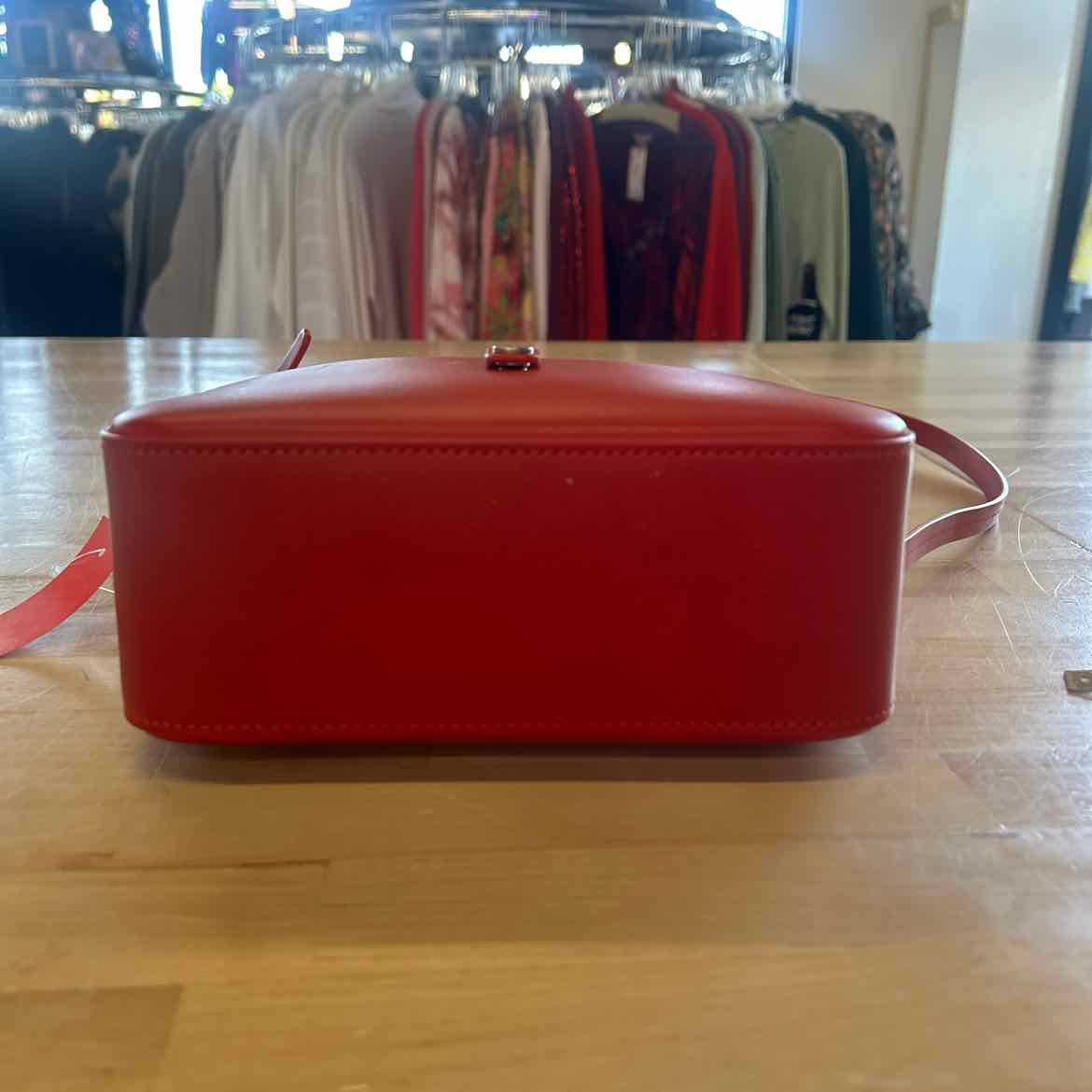 IL Bisonte Red Crossbody