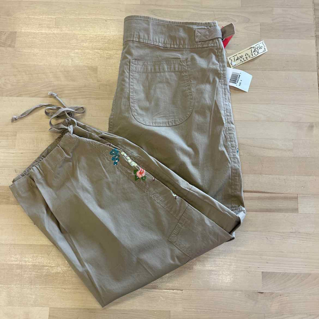 Live a little Size 6 Khaki Cotton New cargo