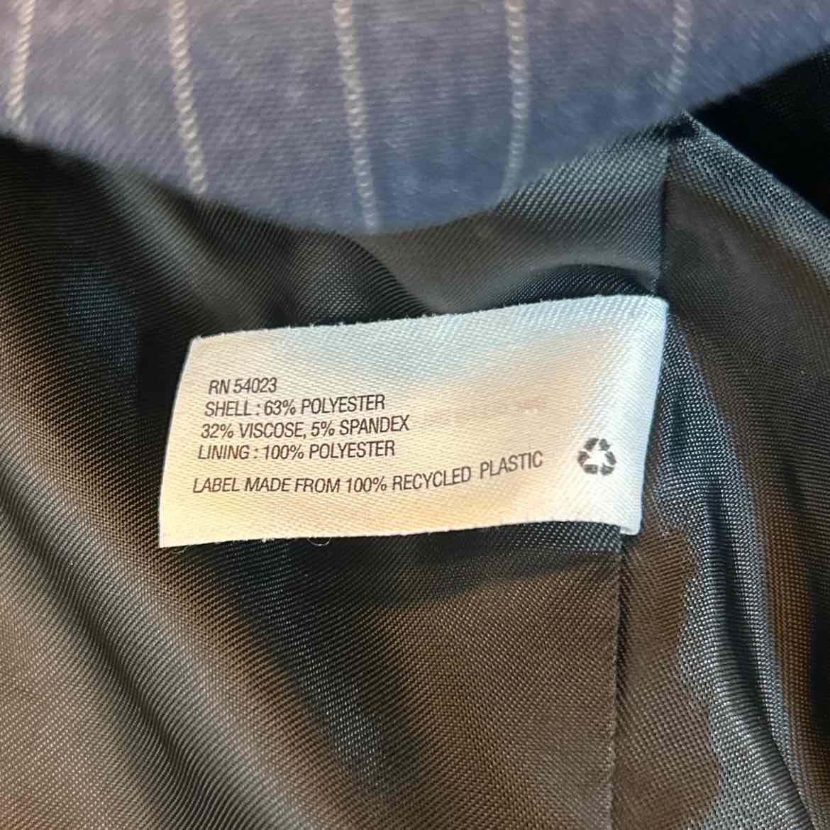 Gap Size M Navy Preloved Vest