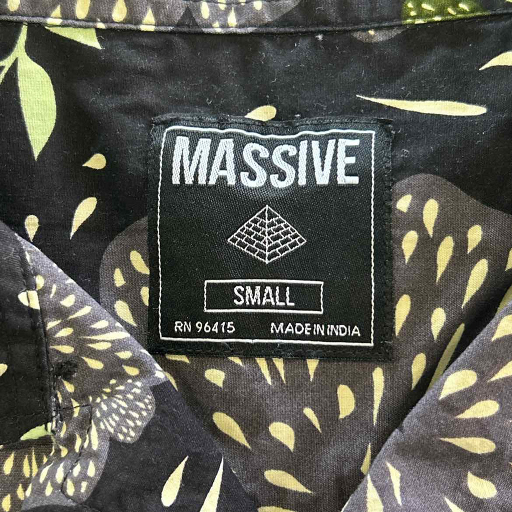 Massive Size S Black Preloved MENS Button Down Shirt