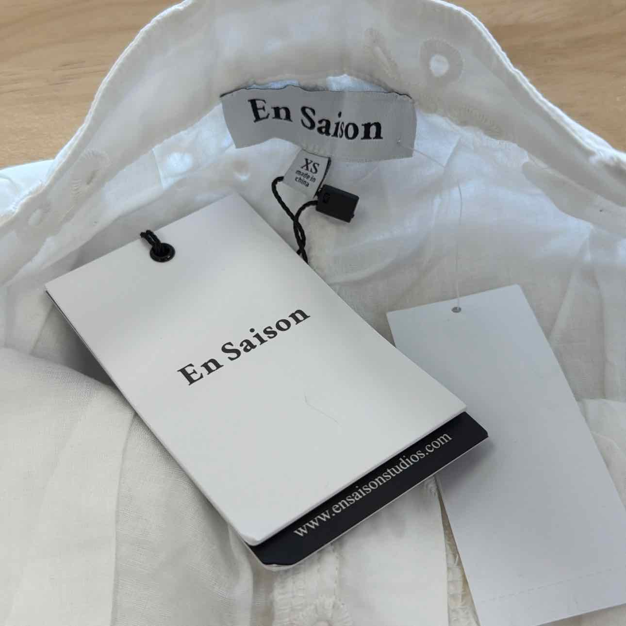 En Saison Women Size XS White New Shorts