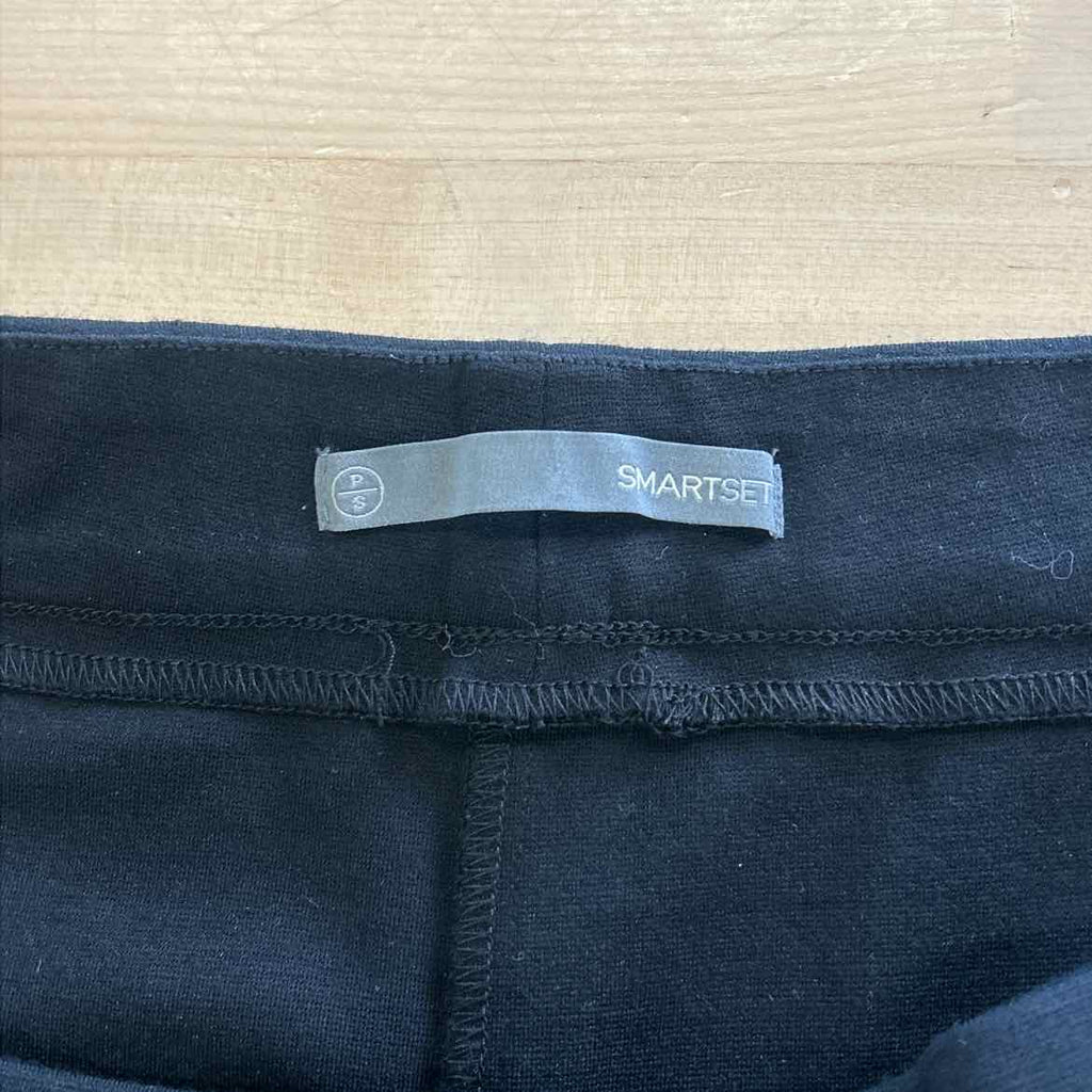 Smart Set Size PS Black Preloved Skirt