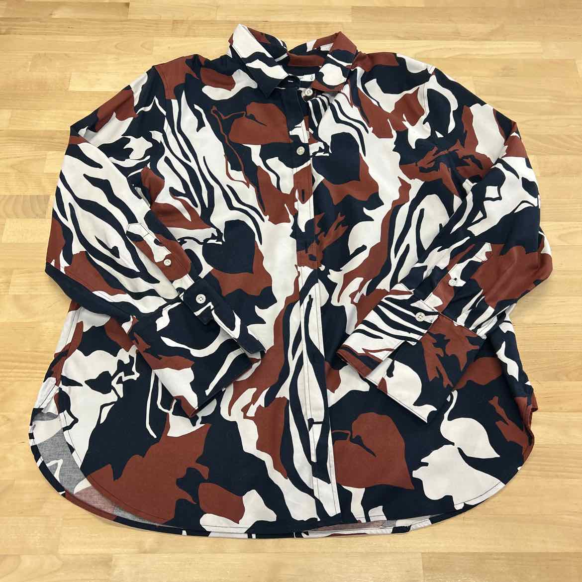 Chico's Size 12 Brown Button Down Shirt