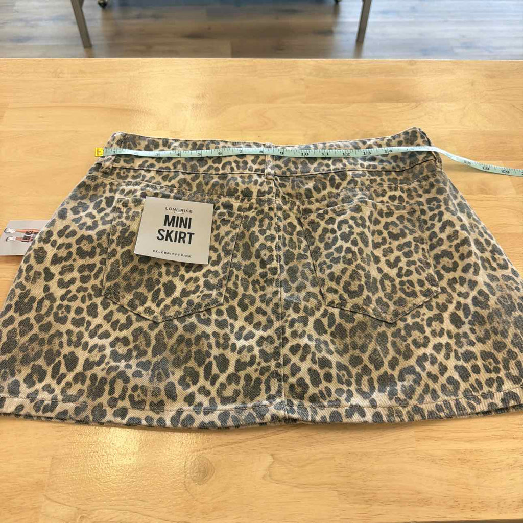 Celebrity pink Size M Brown New Skirt