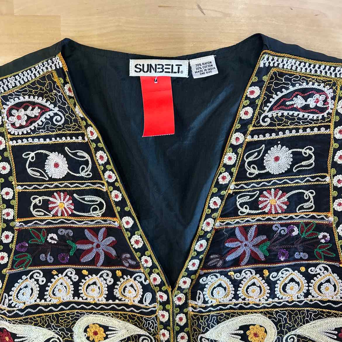 SunBelt Size OS Black Rayon Preloved Vest
