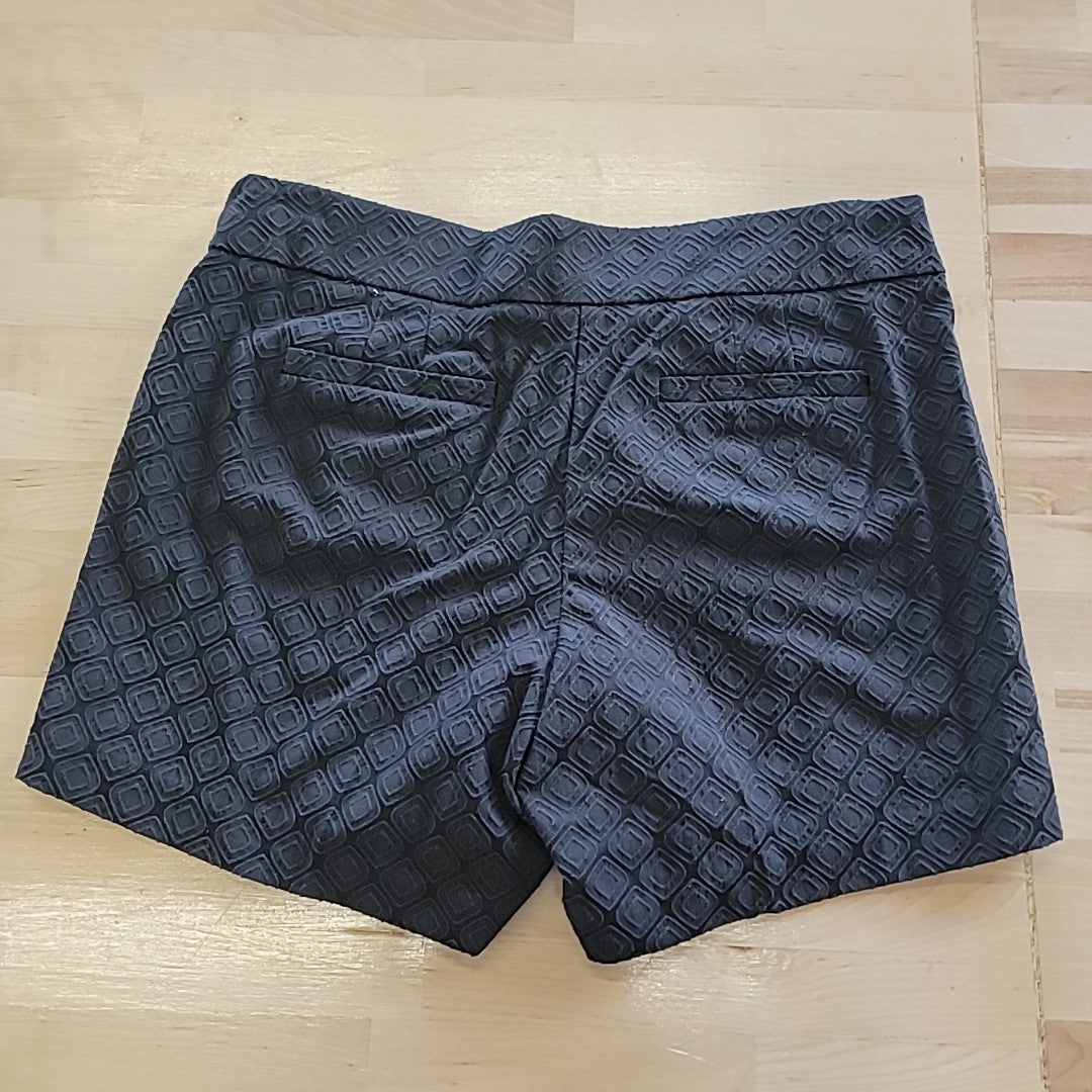 Soho Size 4 Black Shorts