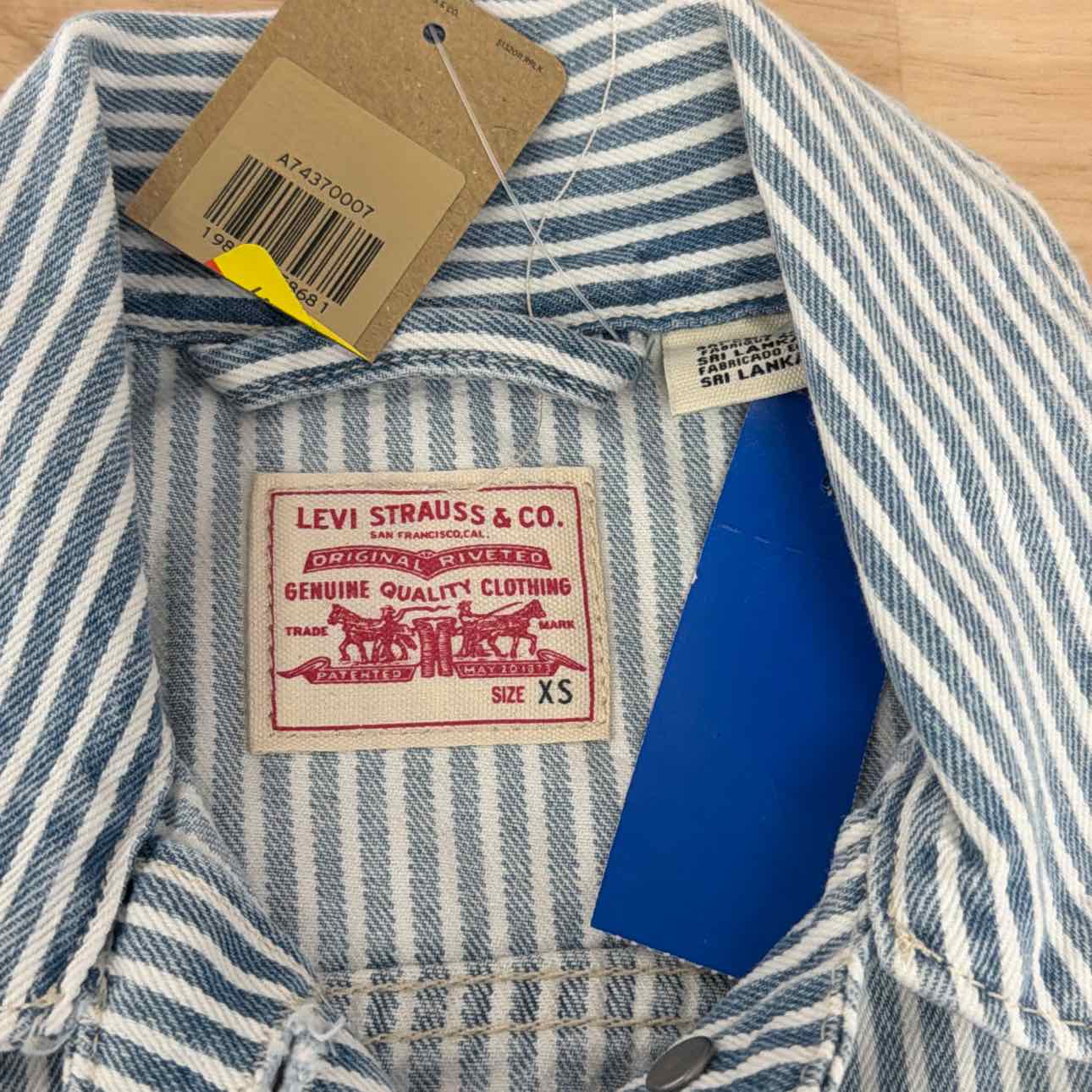 Levi's Size XS Levi'sÂ® Women's Vest - Slim Fit Denim