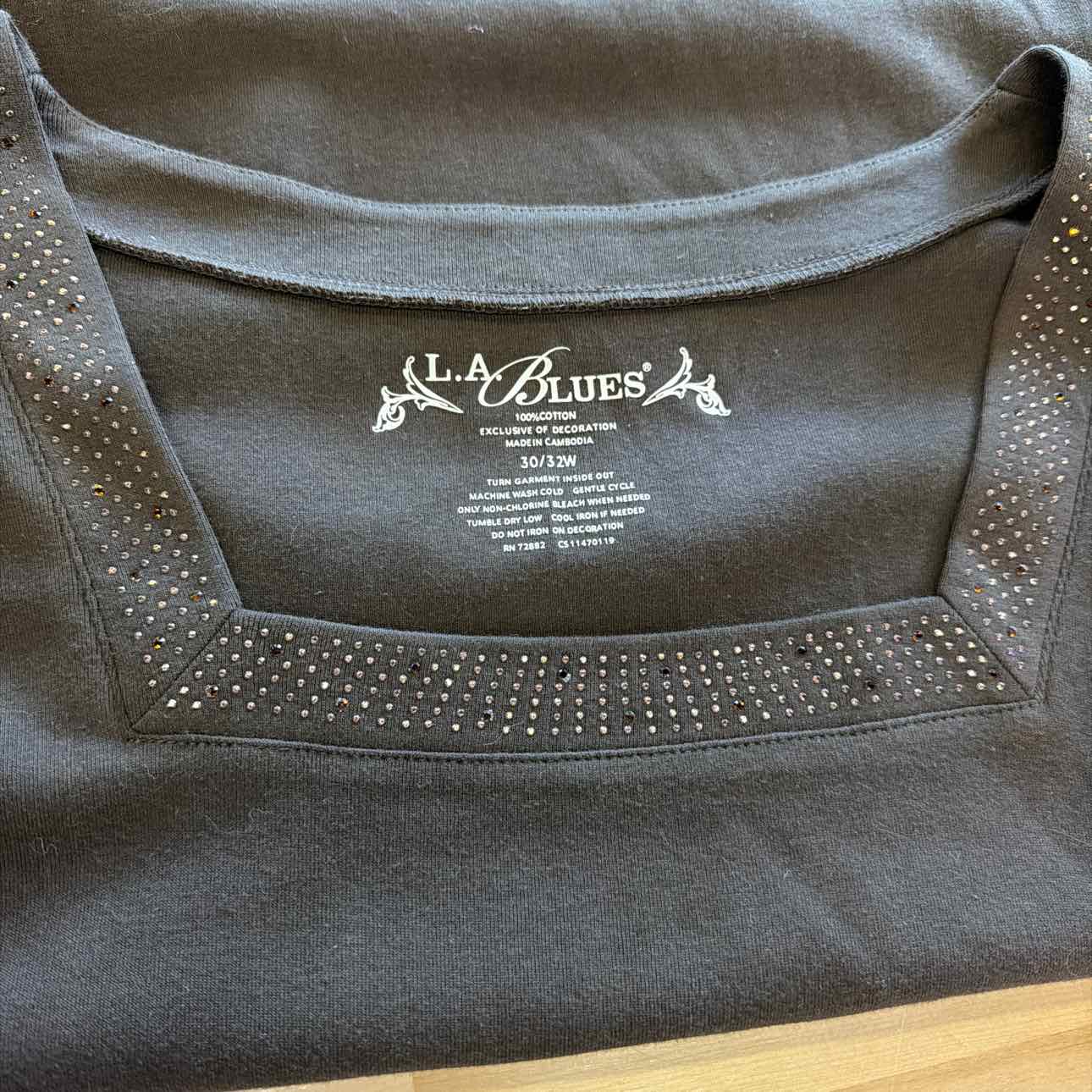 LA Blues Size 30 Brown Blouse