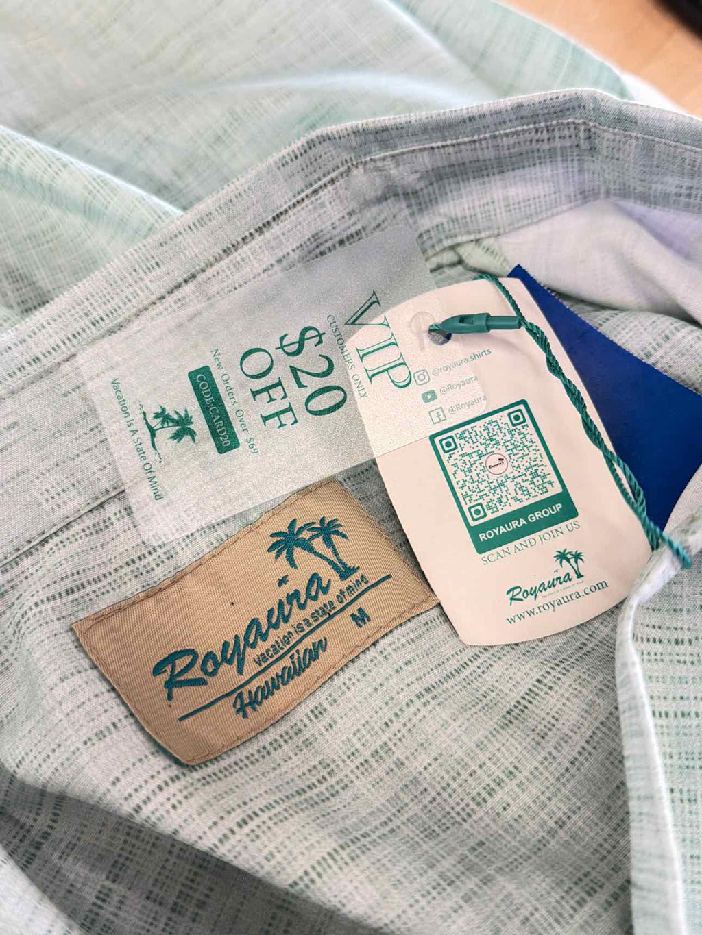 Royaura Size M Green & White New MENS Button Down Shirt