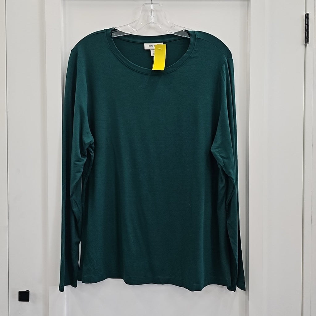 On 34th Size 1X Green Long Sleeve