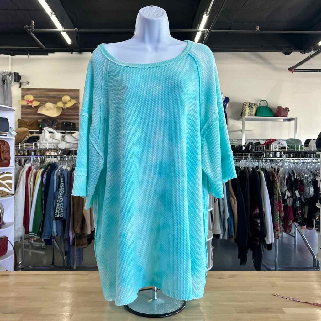 Easel Size 1X Blue Preloved Knit Top