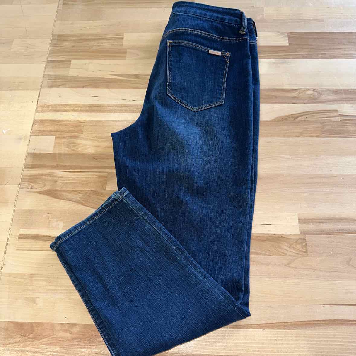 Chico's Size 1 (8) Blue Jeans
