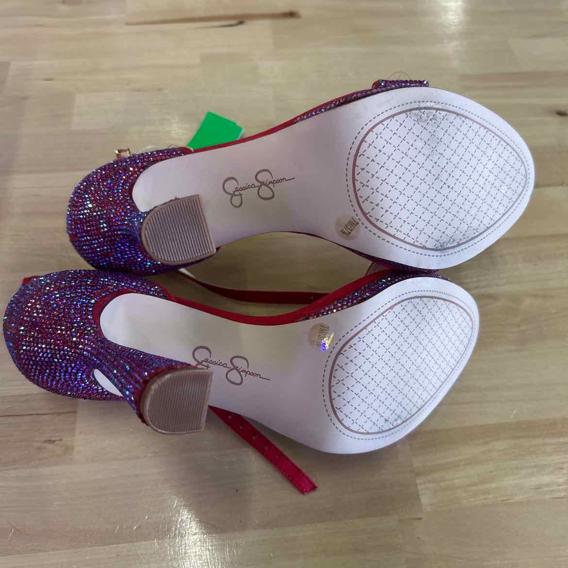 Jessica Simpson Size 7 Red/Purple Preloved Heels