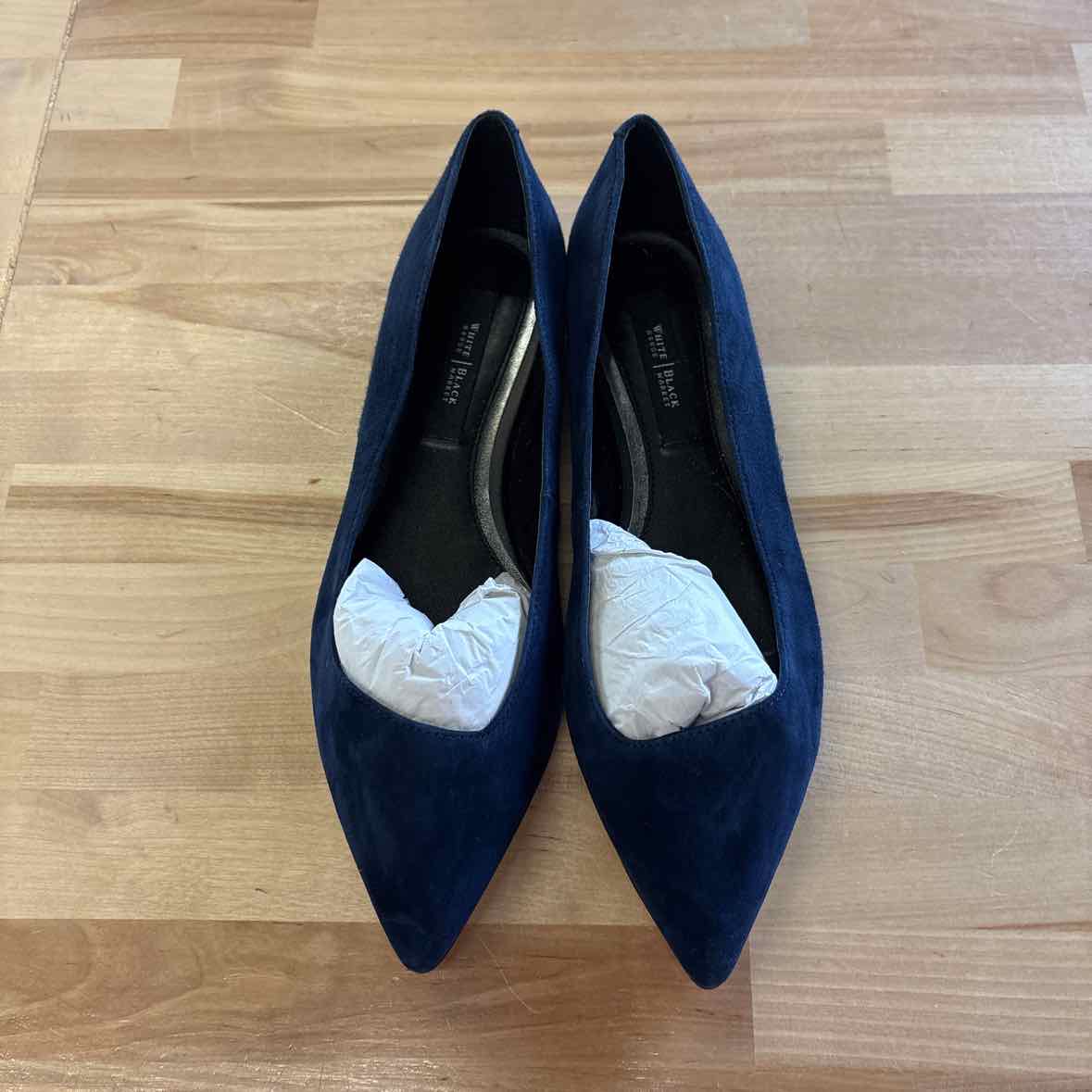 White House Black Market Size 7.5 Blue Suede New Flats