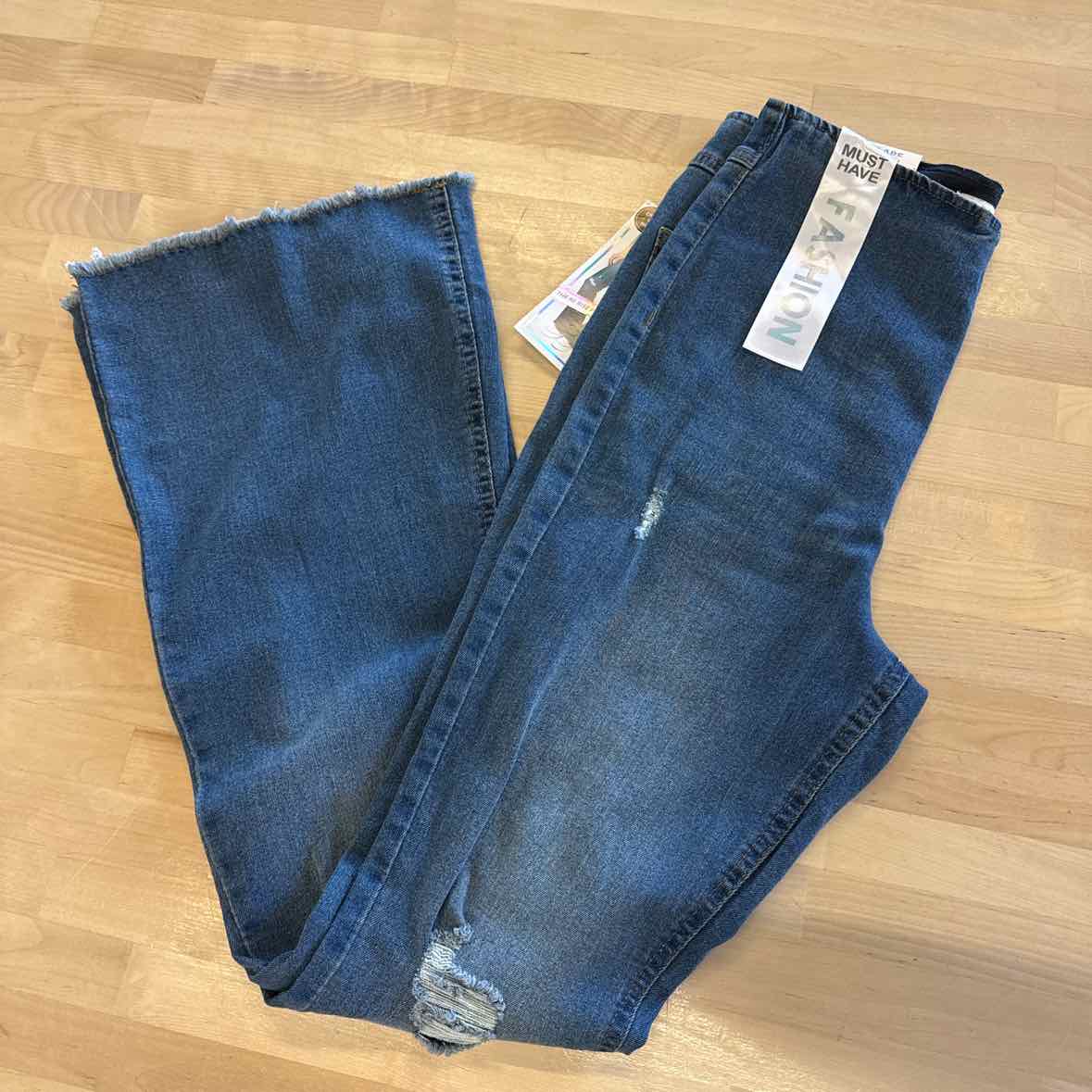 TINSELTOWN Size 7 High Rise Pull On Flare NWT