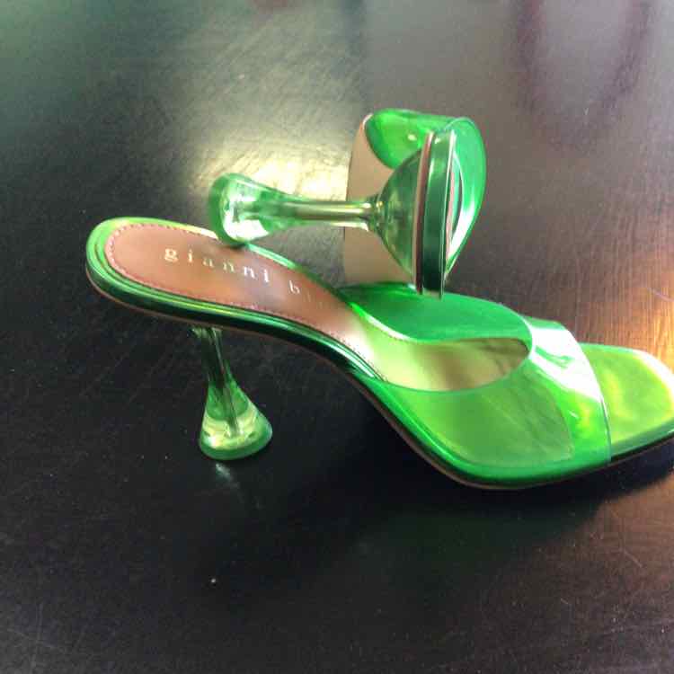Gianni Bini Size 9.5 Lime Green Pumps