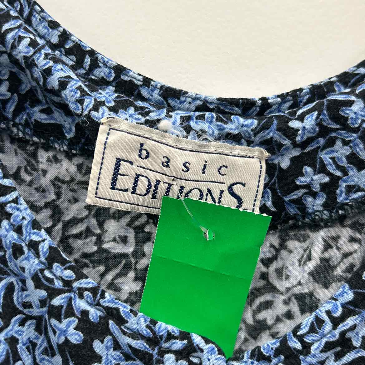 Basic Editions Size M Blue Preloved Dress