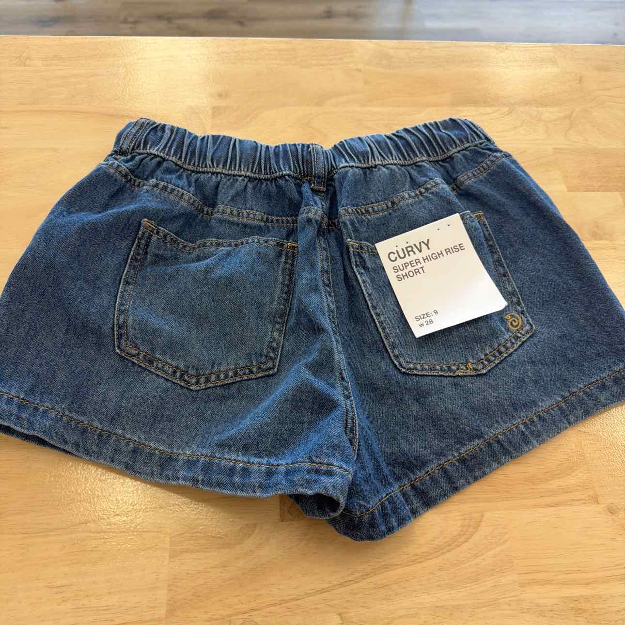 Indigo Rain Women Size 9 Blue New Shorts