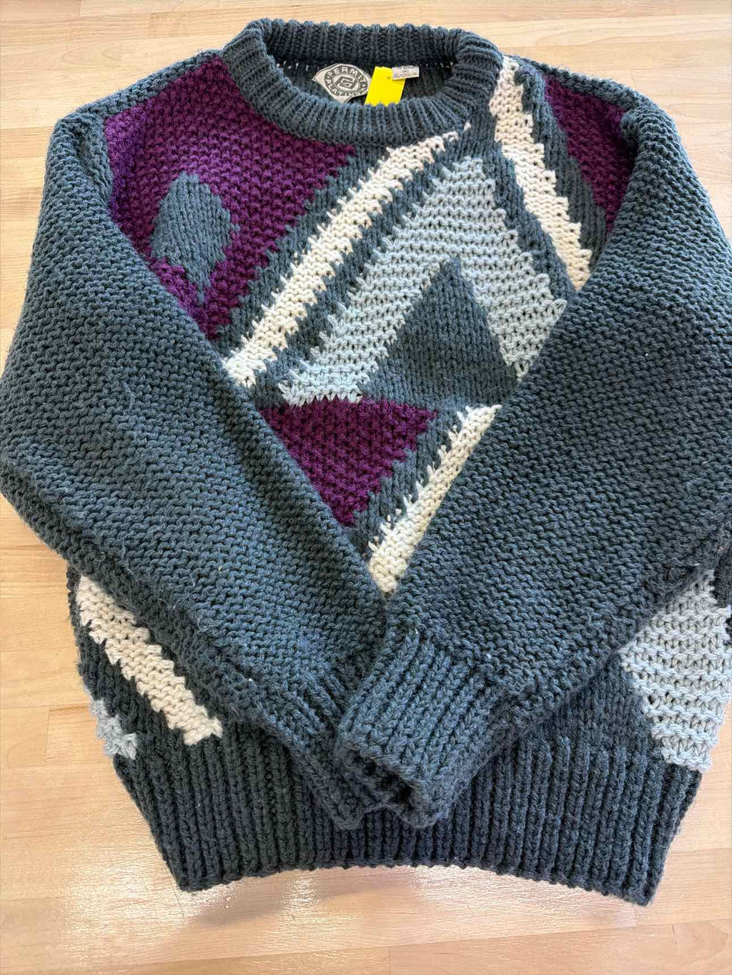 Permit Platinum Size M Gray Knit Sweater