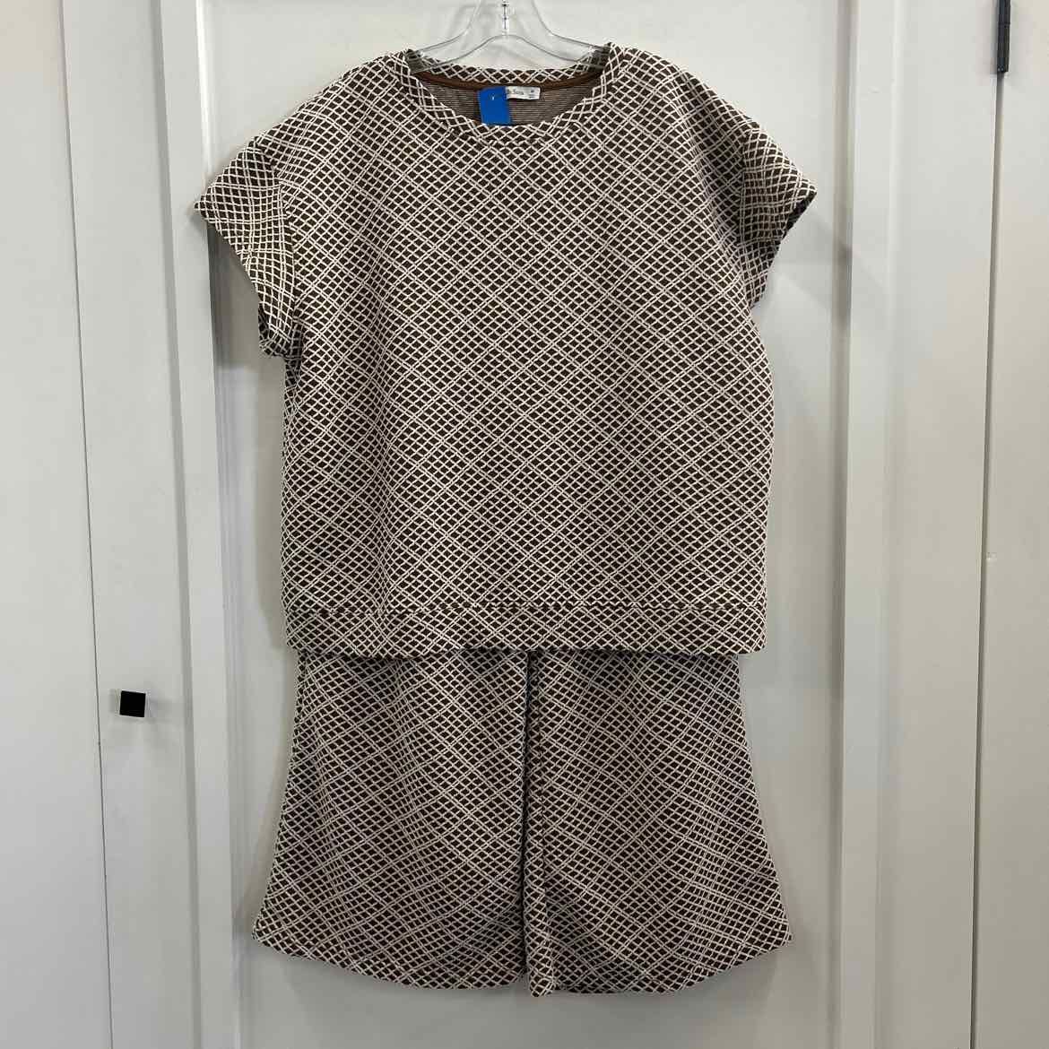 See and be Seen Size M Brown & Beige Preloved 2 pc Dress Set