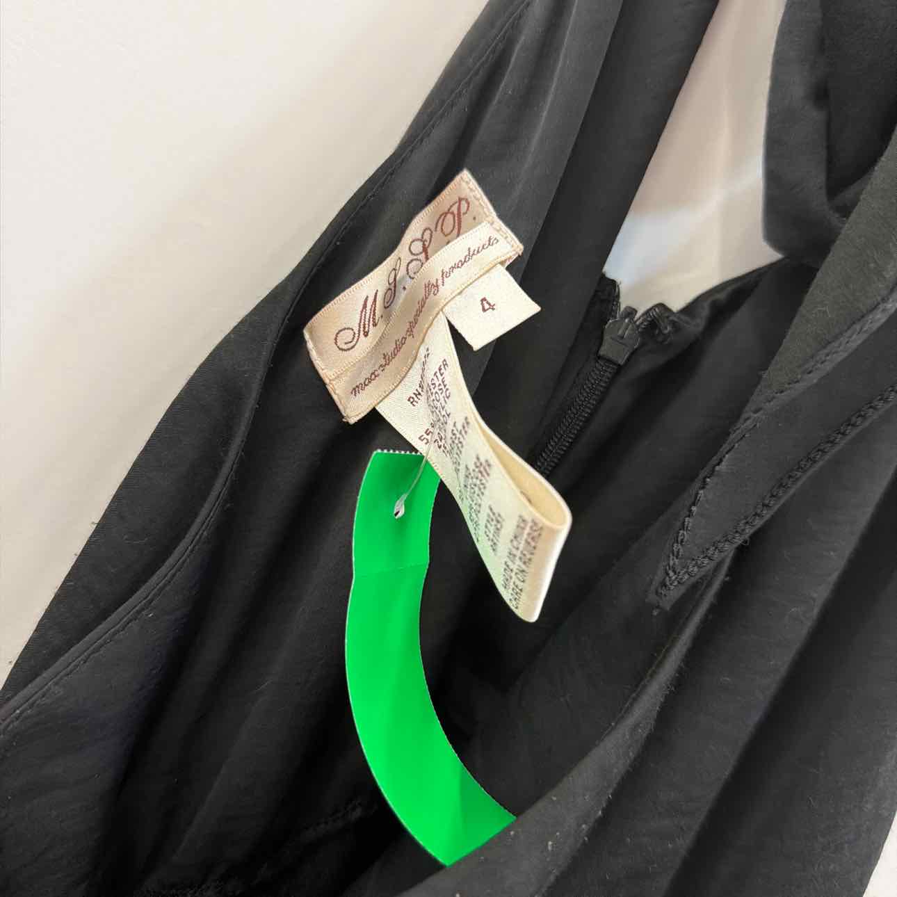 Max Studio Size 4 Black Preloved Dress