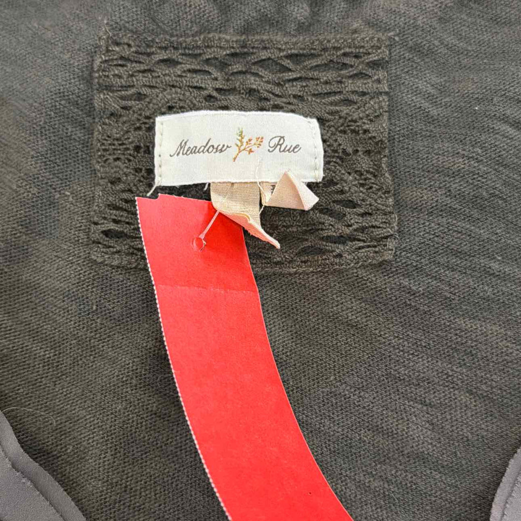 Meadow Rue Size M Green Preloved Long Sleeve