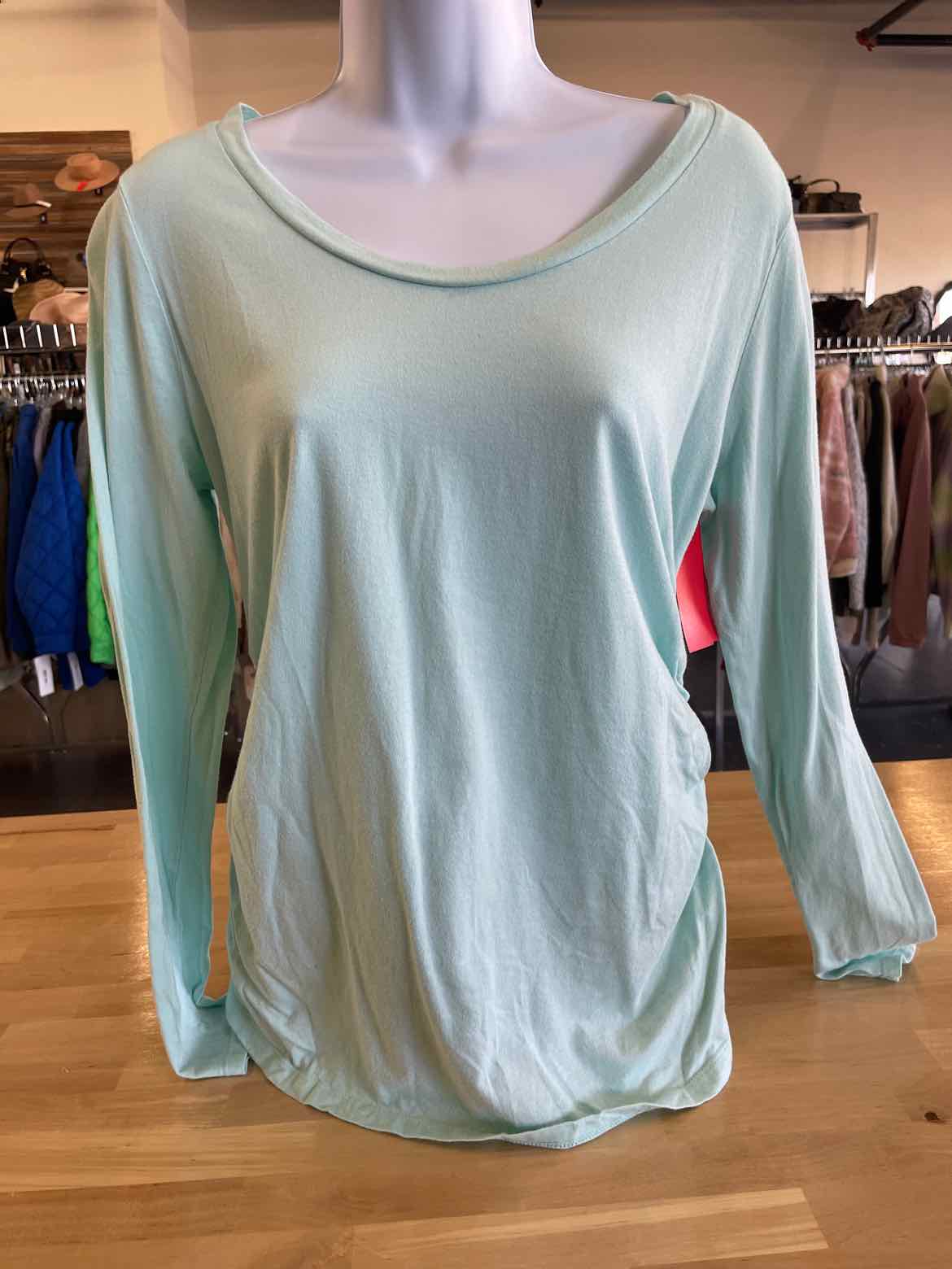 Liz Lange Size L Blue Long Sleeve