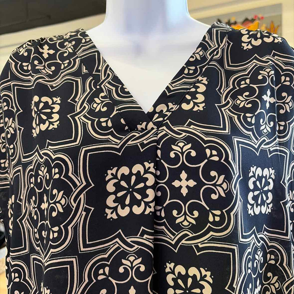 Ann Taylor Size S Navy Blouse