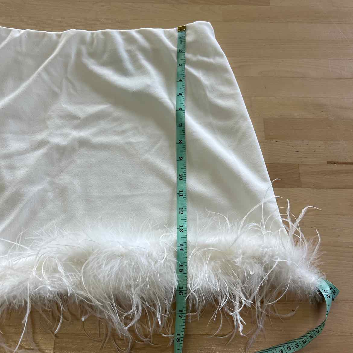 Thirty Thirty Size L White Preloved 2 pc Dress Set