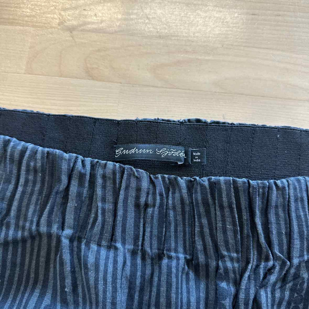 Size XL Gray Pants