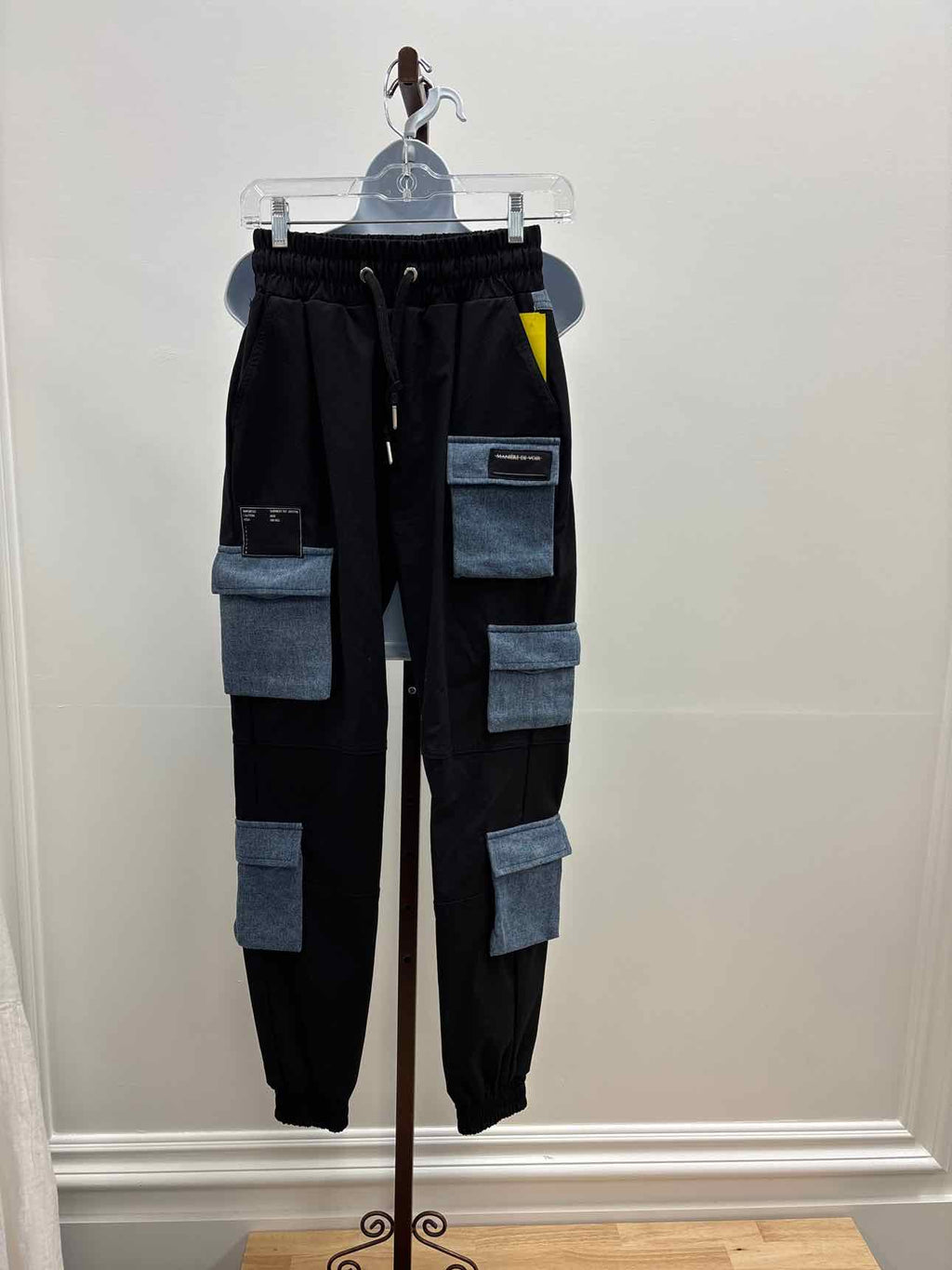 Size 6 Black Preloved Cargo
