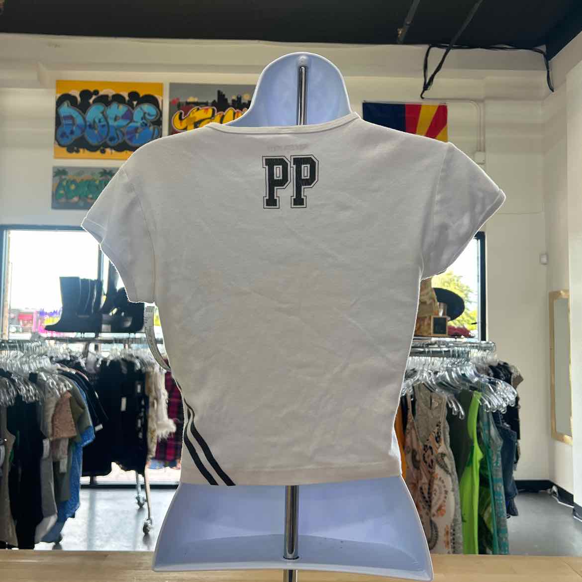 Princess Polly Size M White Preloved T-Shirt SS