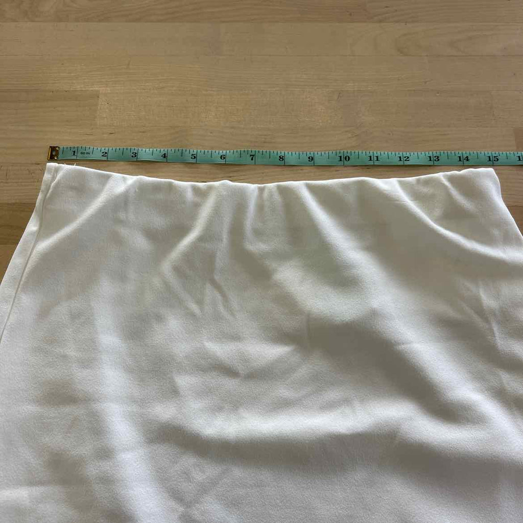 Thirty Thirty Size L White Preloved 2 pc Dress Set