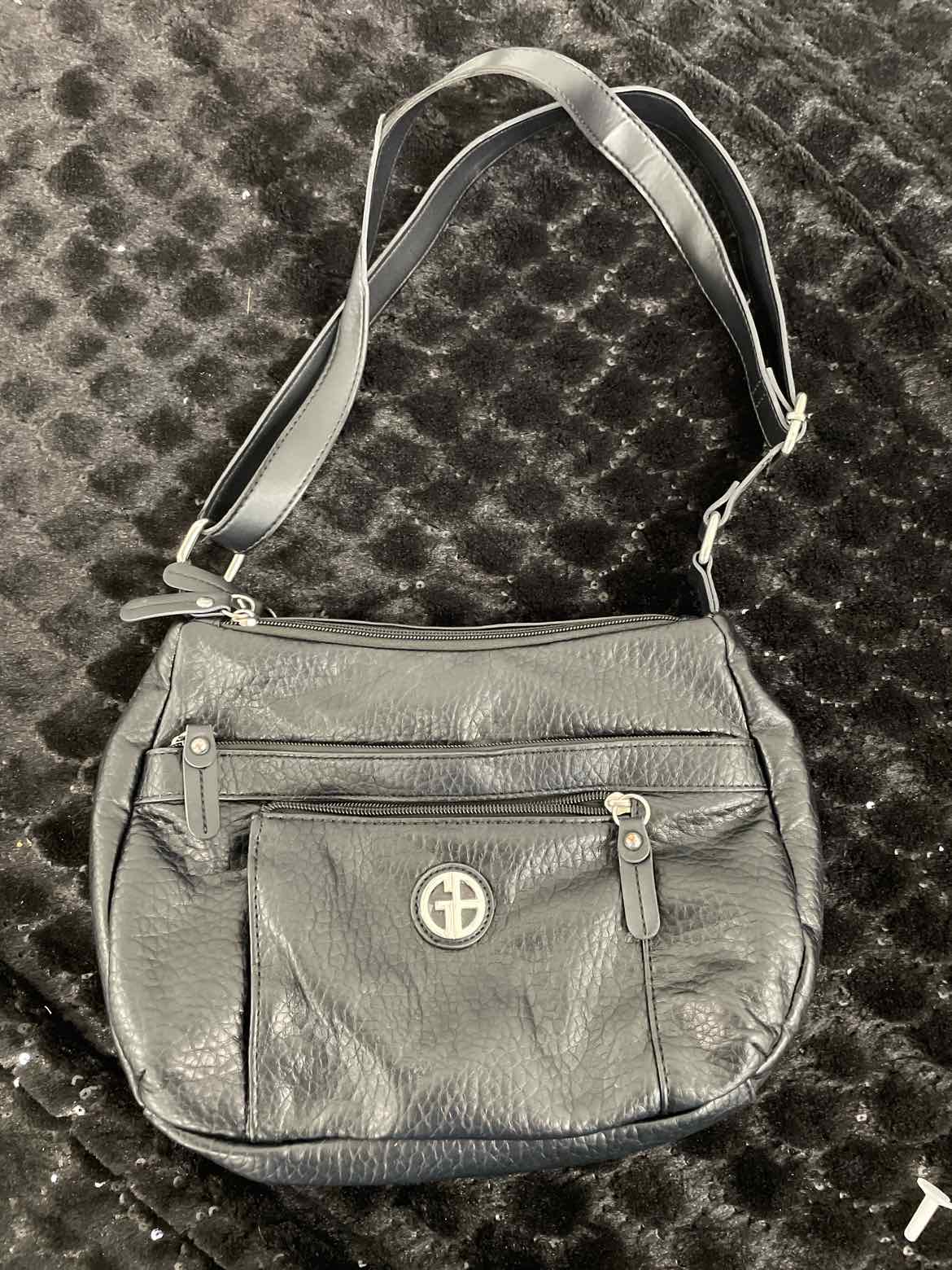 Giani Bernini Pebble Hobo BlackBlackSilver NO SIZE
