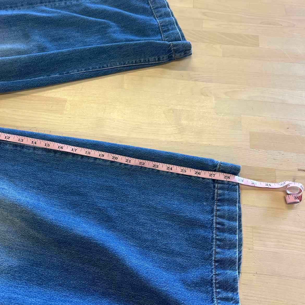 Banana Republic Size 4 Blue Denim Preloved Jeans
