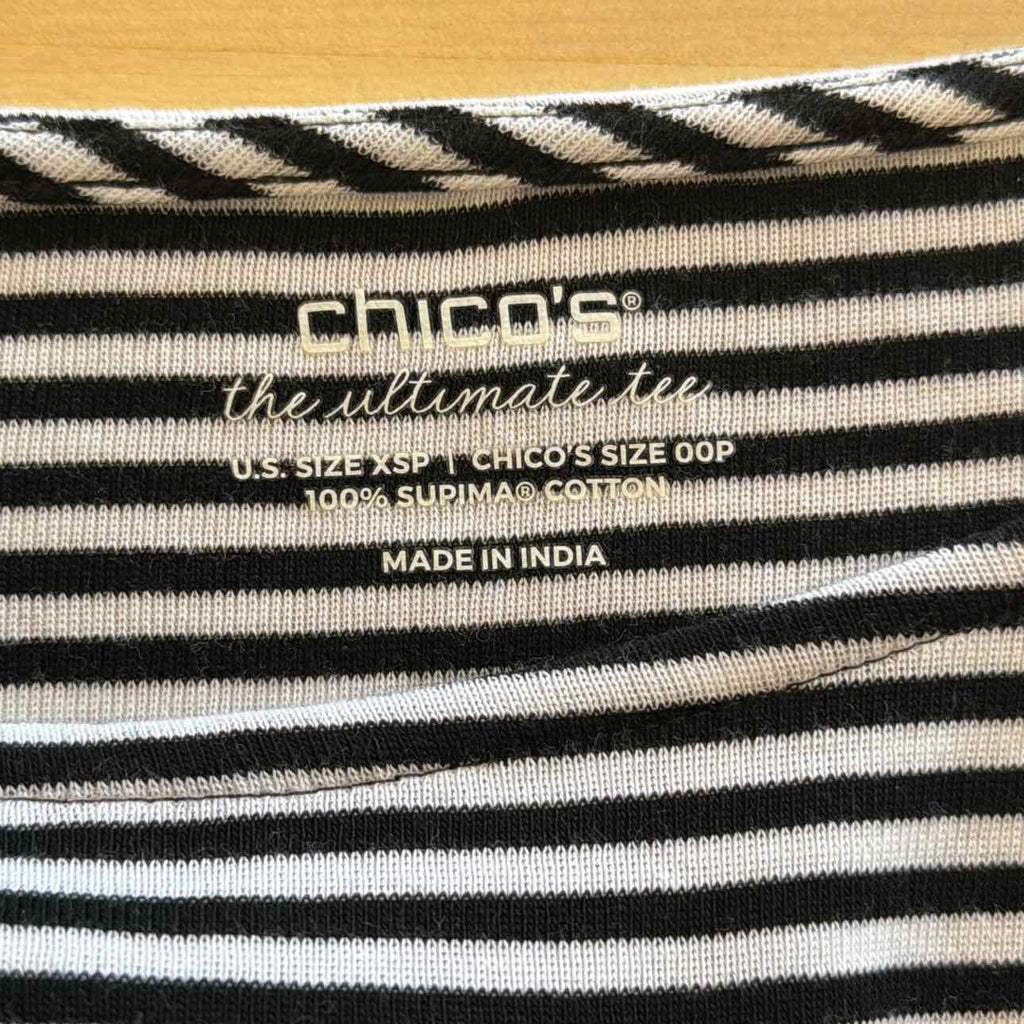 Chico's Size XSP BLACK & WHITE Preloved Blouse