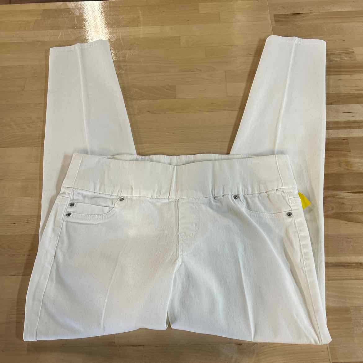 Celebrity Gold Size 10 White Preloved Pants