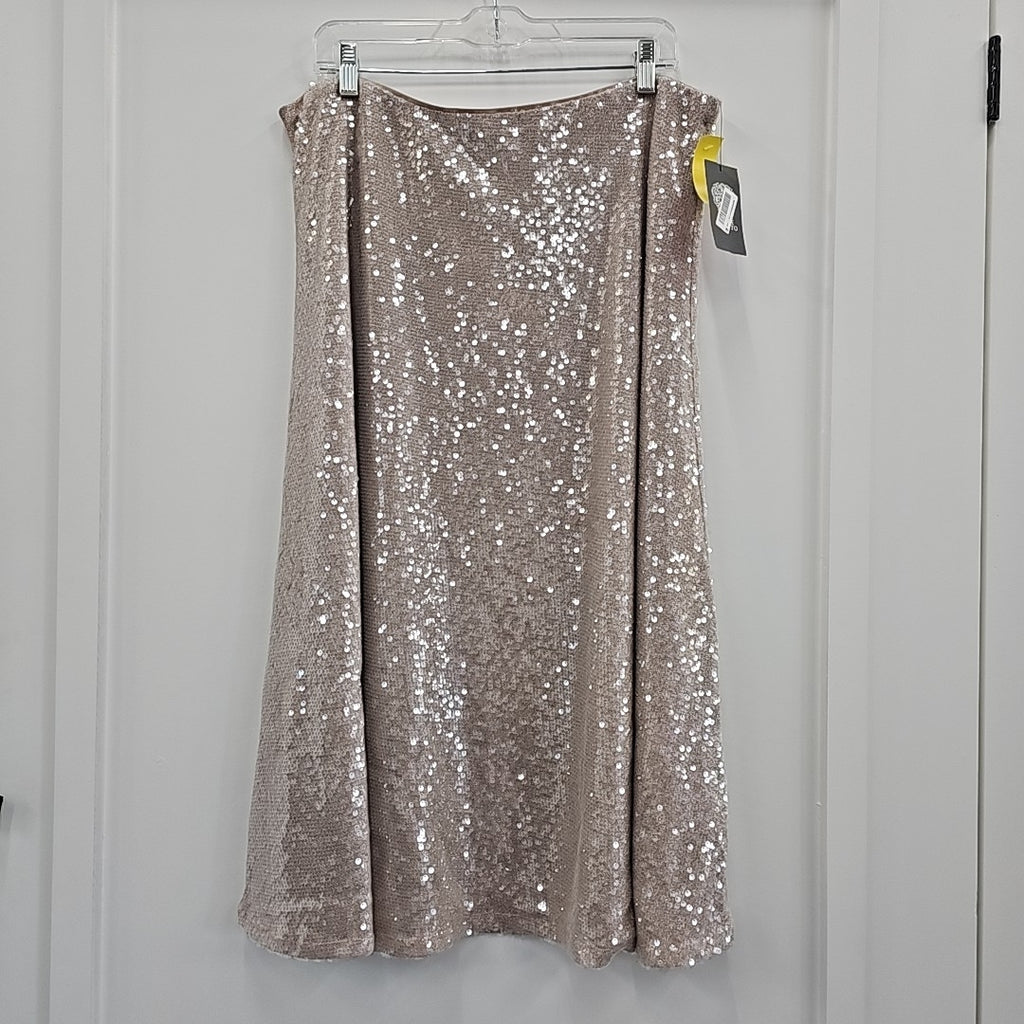 Vince Camuto Size XL Gold Sequined Skirt