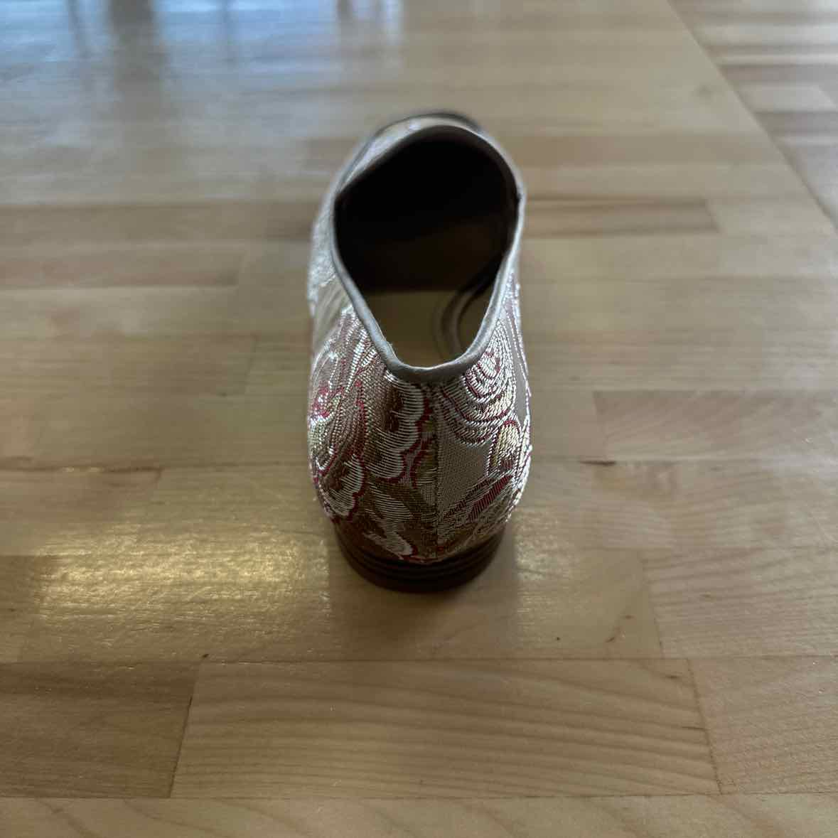 Nine West Shoe Size 9.5 Multi-Color Flats