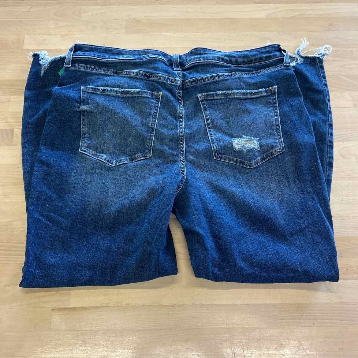 Maurices Size XL Blue Denim Preloved Jeans