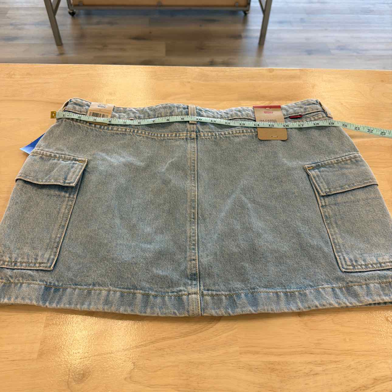 Levi's Size 32 Blue New Skirt