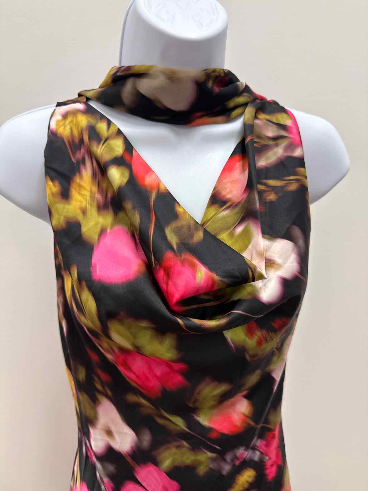 En Saison Size M Black New Dress