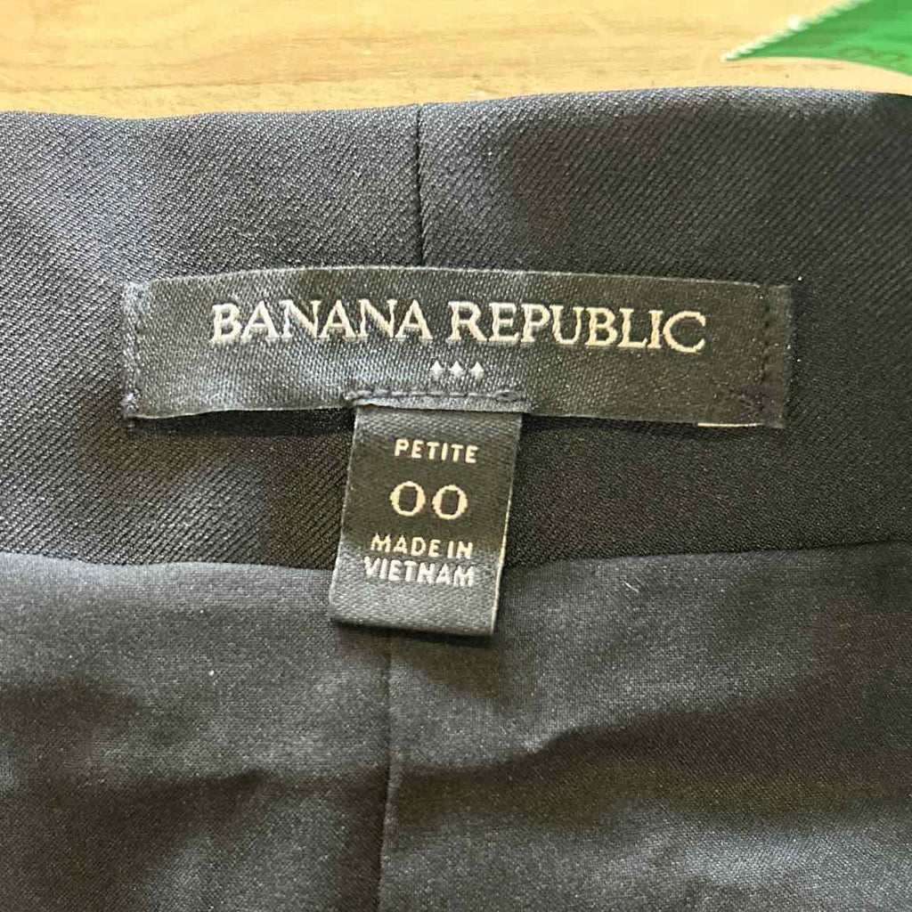 Banana Republic Size 00 Black Preloved Skirt