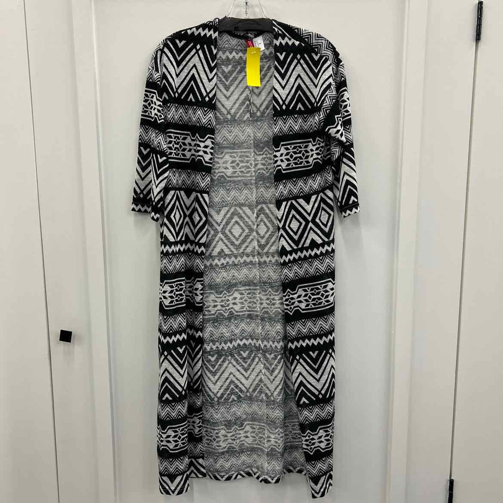 Divided Size S Black/White Cardigan