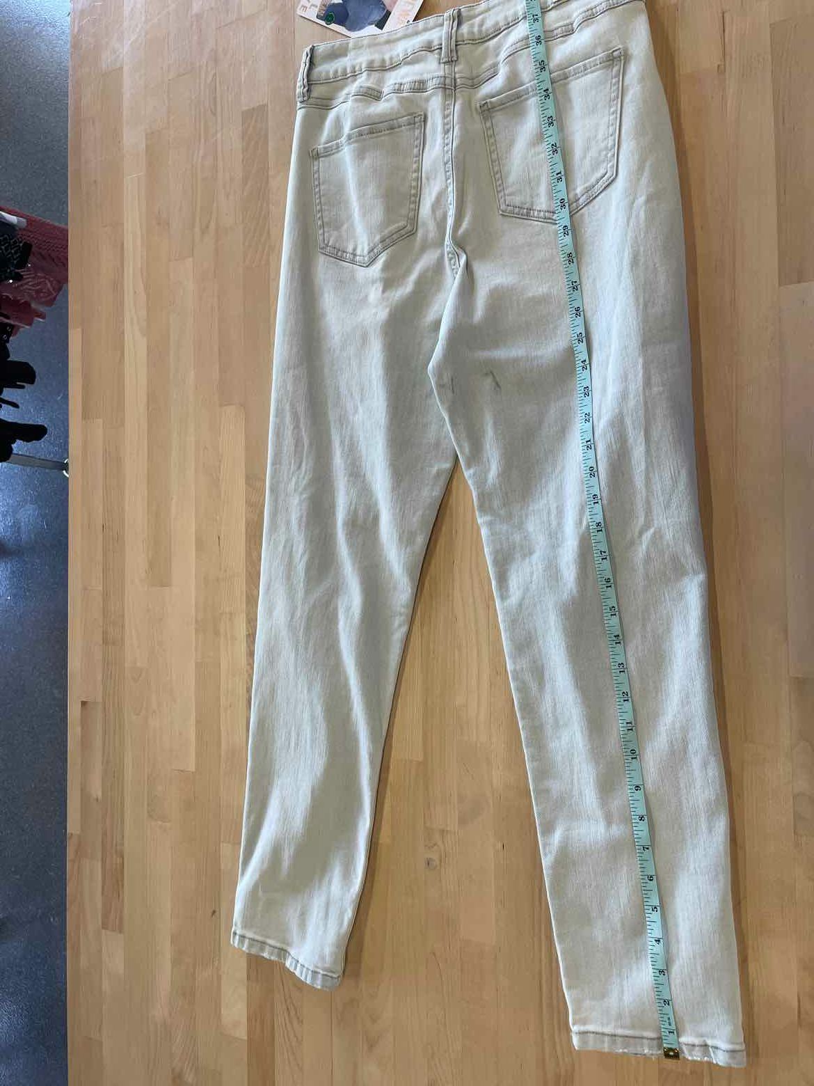 Rewash Size 7 Blue New Jeans