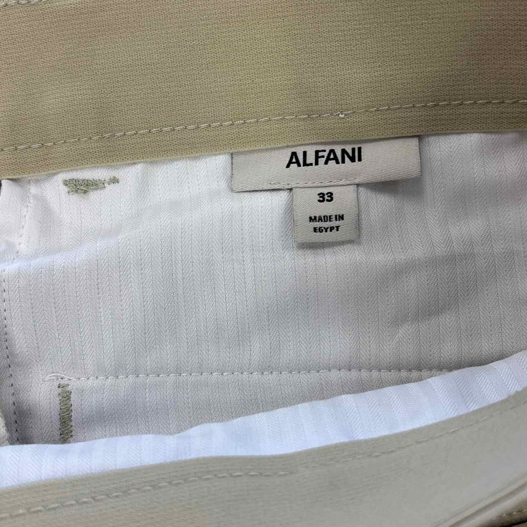 Alfani Men's Size 33 Men's 8" Tech Shorts