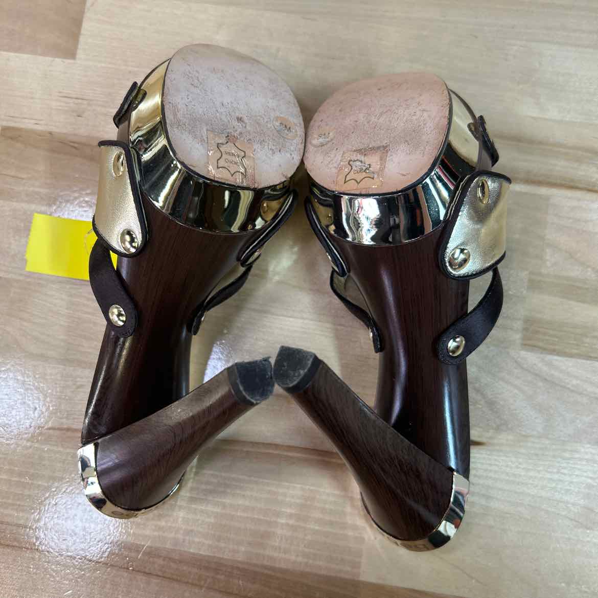 Bebe Size 6 Brown Preloved Heels