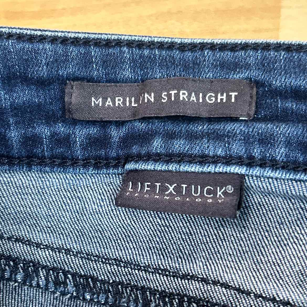 NYDJ Size 8 Blue Preloved Jeans